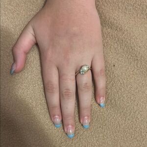 Elegant Silver Pearl Ring